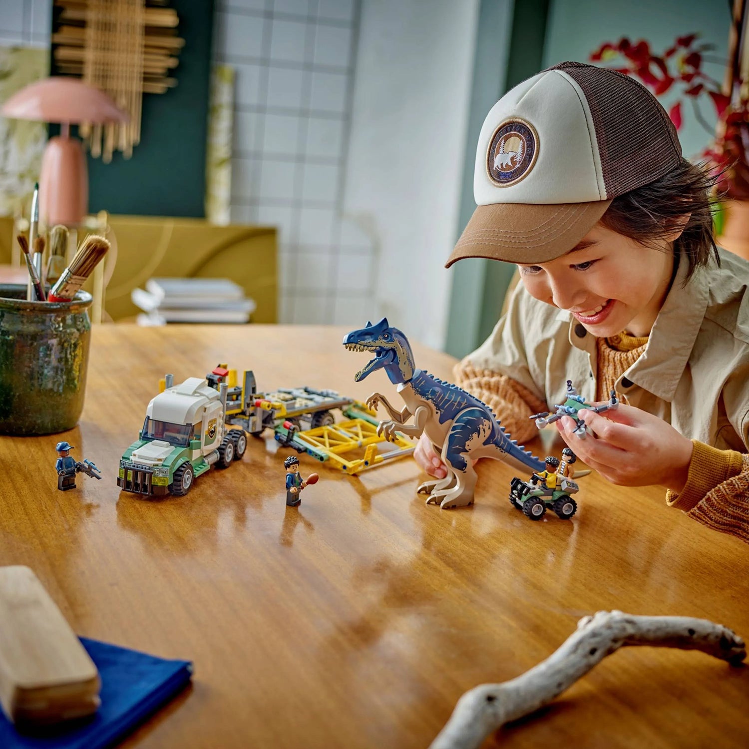 LEGO Jurassic World Missões: Caminhão de Transporte de Alossauro